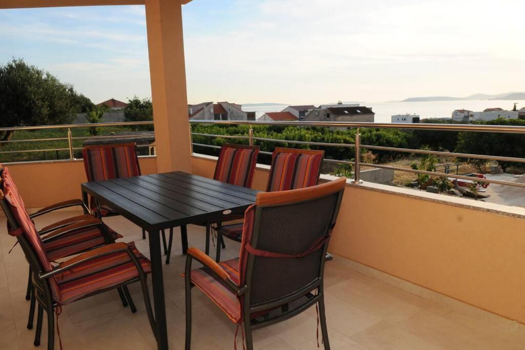 Villa Ana Perfect For Families With Kids And Groups,House With Heated Pool 珀德垂那 外观 照片