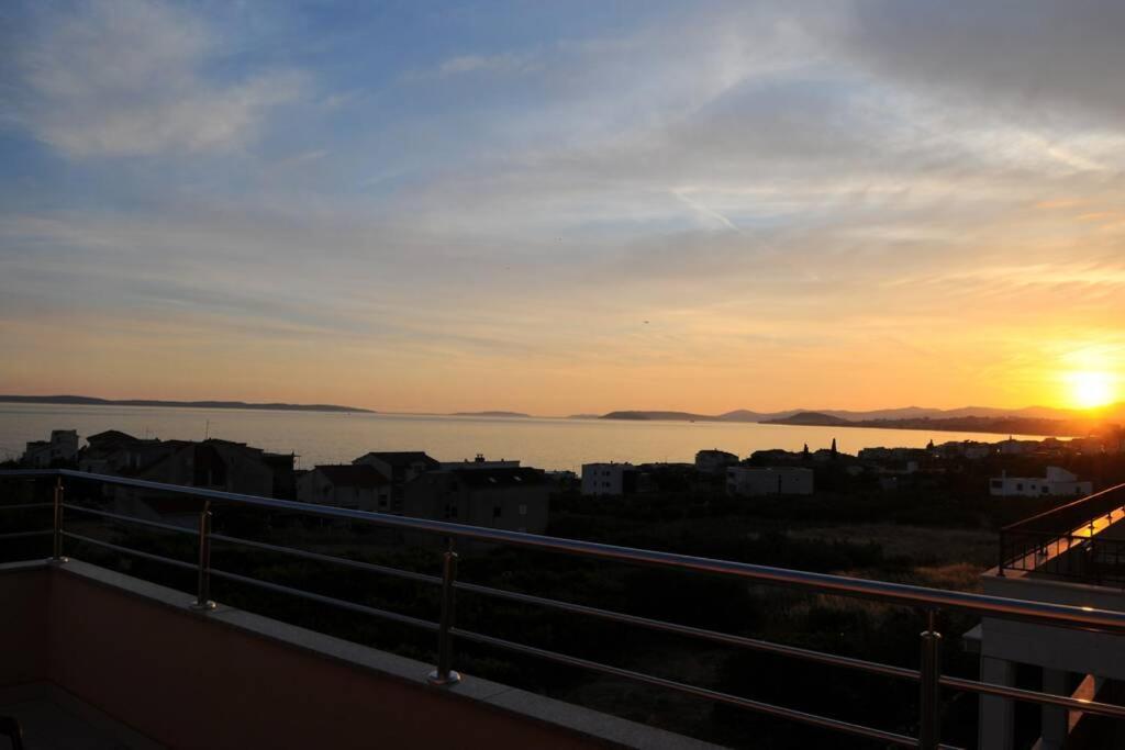 Villa Ana Perfect For Families With Kids And Groups,House With Heated Pool 珀德垂那 外观 照片