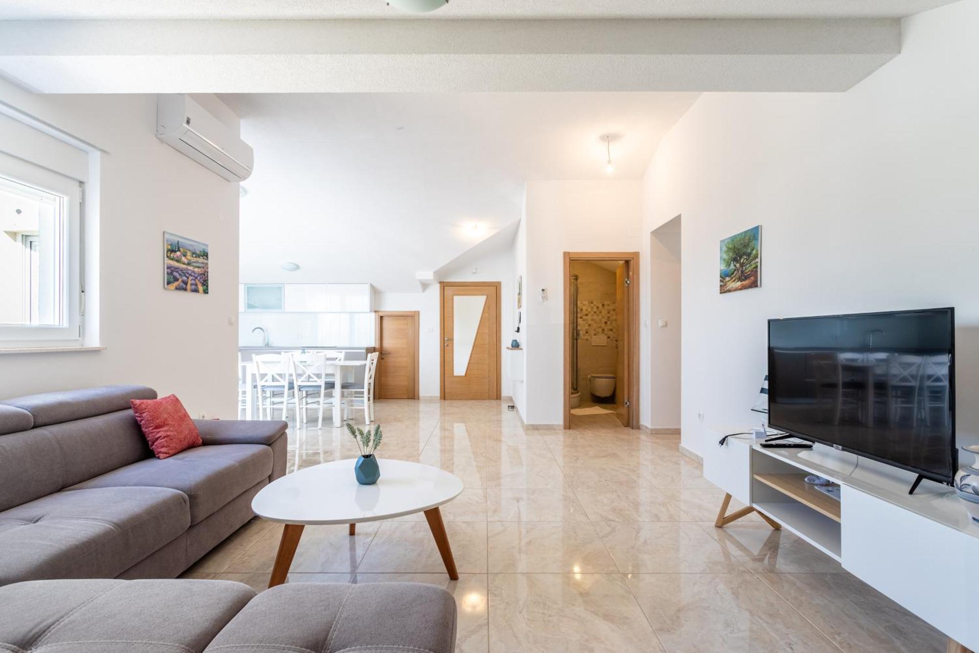 Villa Ana Perfect For Families With Kids And Groups,House With Heated Pool 珀德垂那 外观 照片