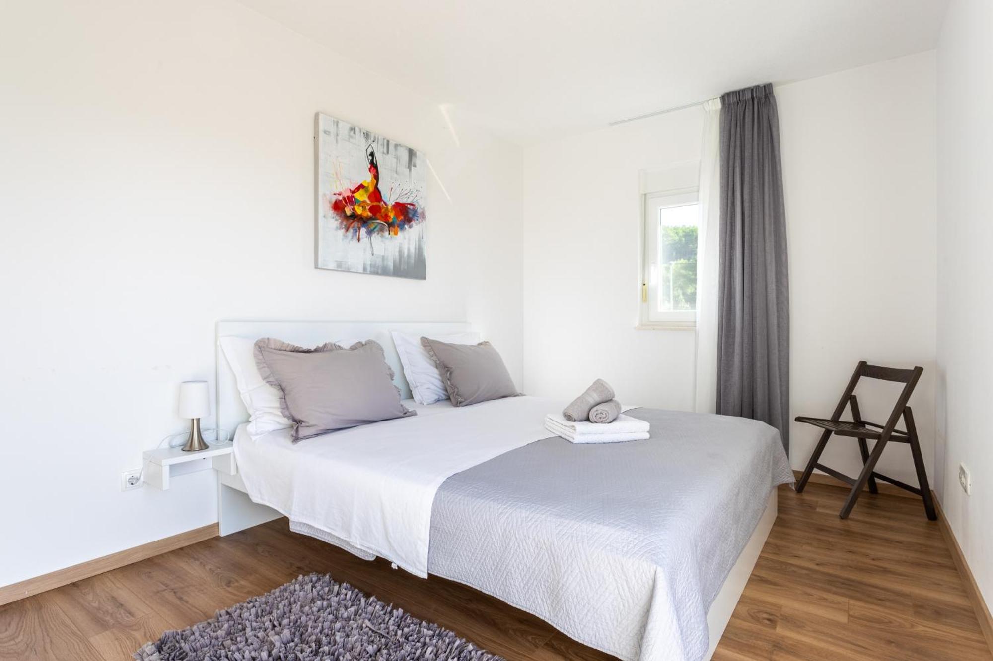 Villa Ana Perfect For Families With Kids And Groups,House With Heated Pool 珀德垂那 外观 照片
