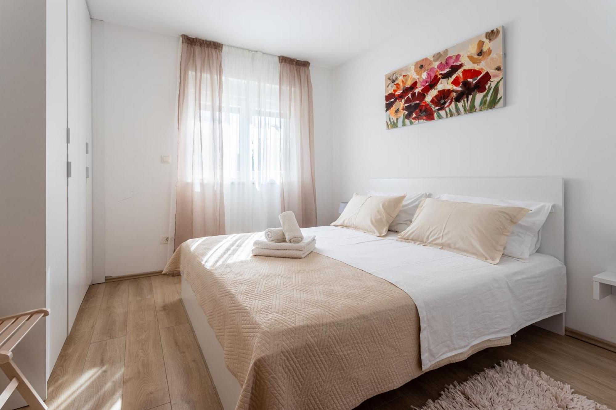 Villa Ana Perfect For Families With Kids And Groups,House With Heated Pool 珀德垂那 外观 照片