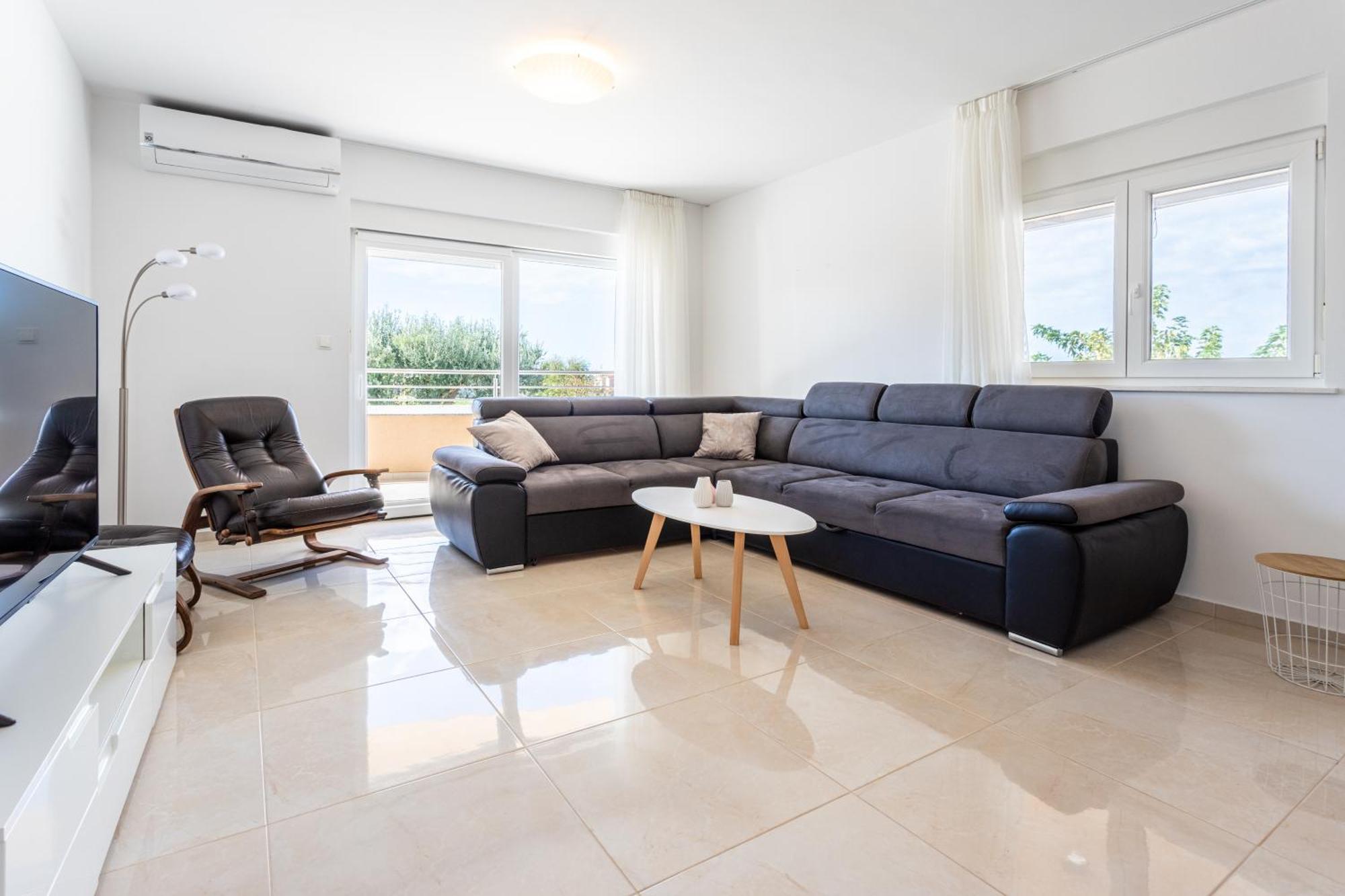Villa Ana Perfect For Families With Kids And Groups,House With Heated Pool 珀德垂那 外观 照片